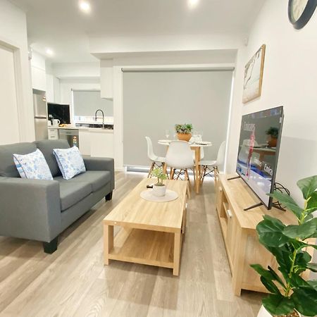 Quiet Cozy Townhouse 6 Mins To Airport And Shoping Mail Villa Melbourne Exterior photo